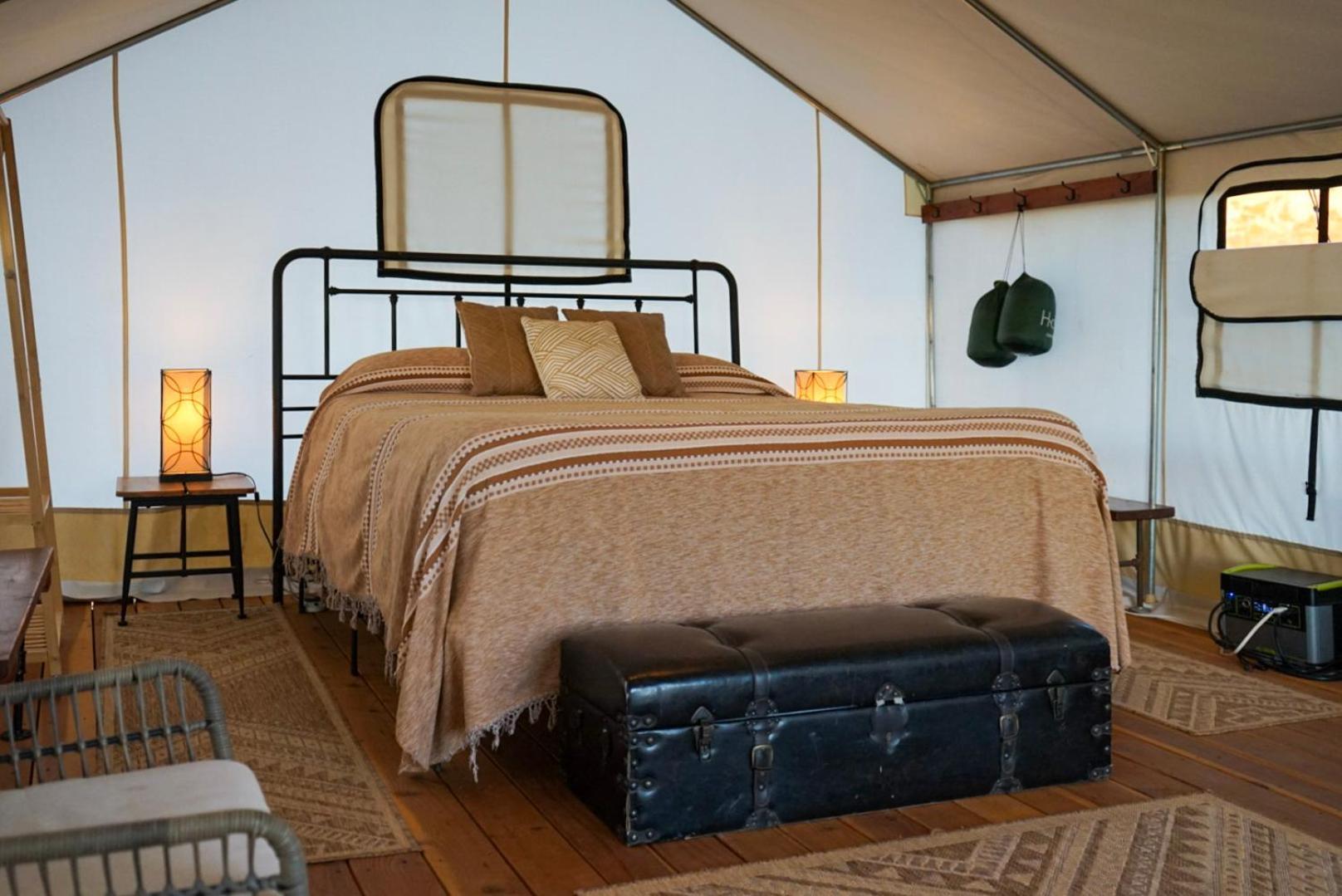 Basecamp 37° Otel Kanab Dış mekan fotoğraf