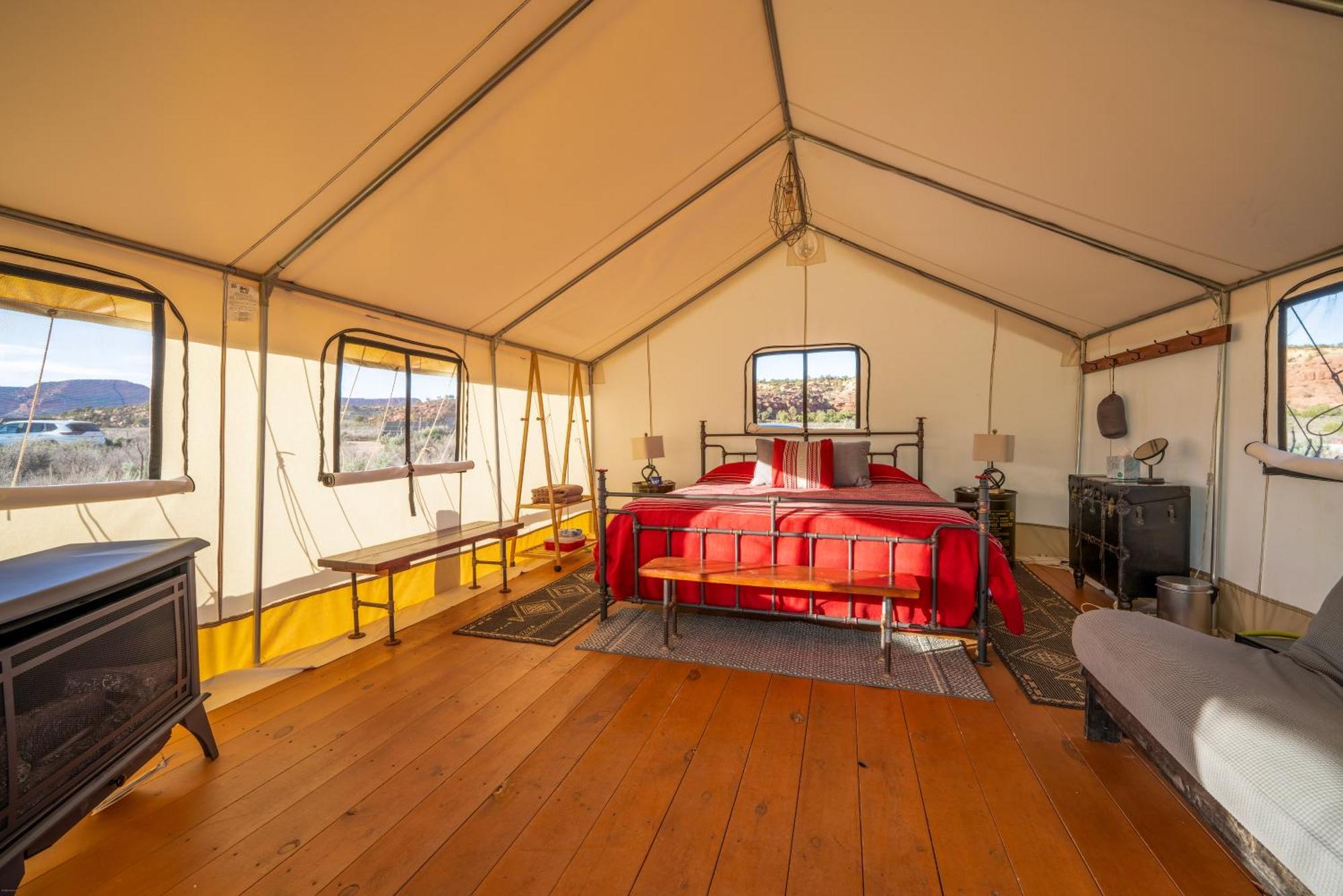 Basecamp 37° Otel Kanab Dış mekan fotoğraf